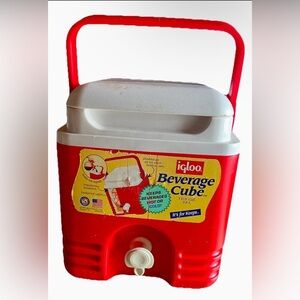 Vtg 1996 Igloo 1 Gallon Drink Dispenser Cooler Red Spigot Retro Cube